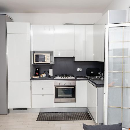 Fiumicino Business&Vacation Apt Wifi Экстерьер фото